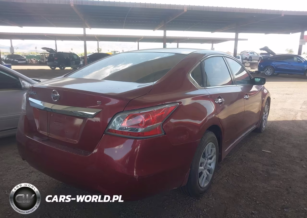 2015 Nissan Altima 2.5 S VIN:1N4AL3AP9FN407888 - 4