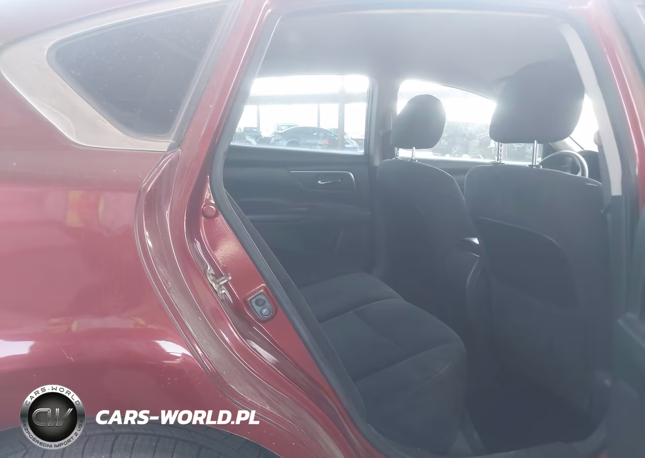 2015 Nissan Altima 2.5 S VIN:1N4AL3AP9FN407888 - 8
