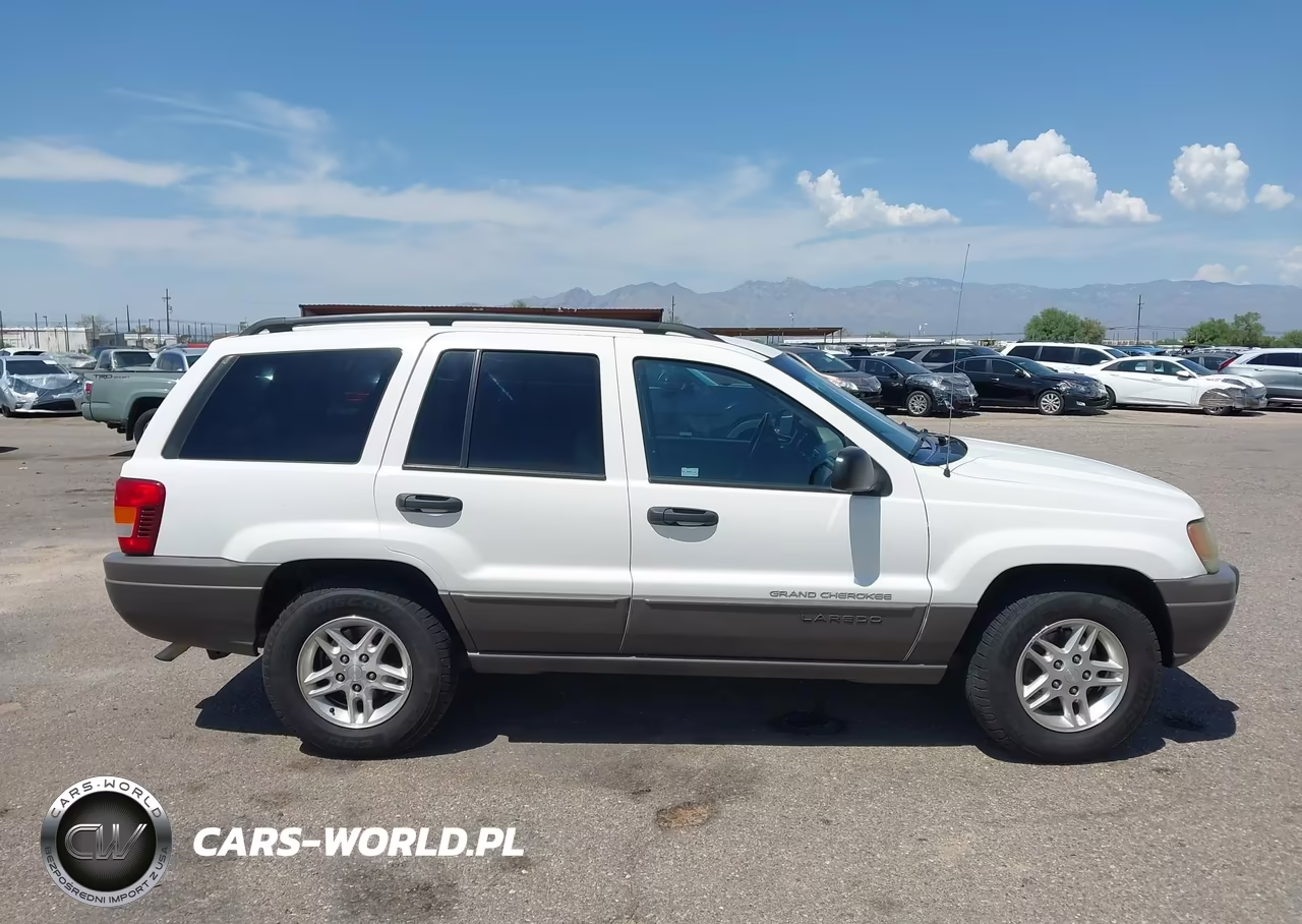 2003 Jeep Grand Cherokee Laredo VIN:1J4GX48S23C601205 - 13