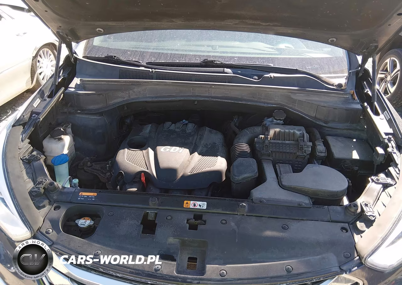 2015 Hyundai Santa Fe Sport 2.4L VIN:5XYZUDLB3FG261688 - 10