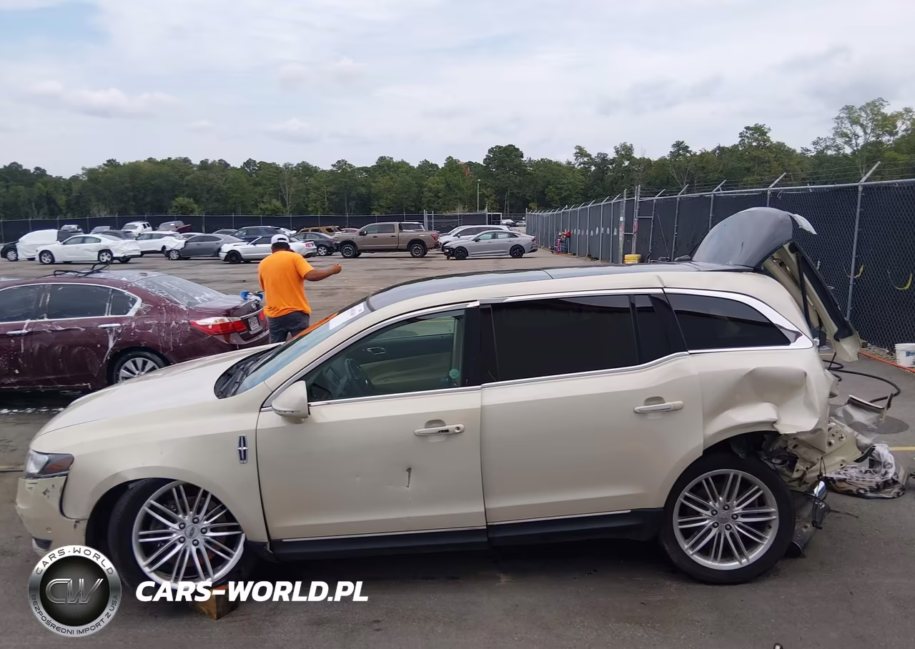 2016 Lincoln Mkt Ecoboost VIN:2LMHJ5AT7GBL01752 - 14