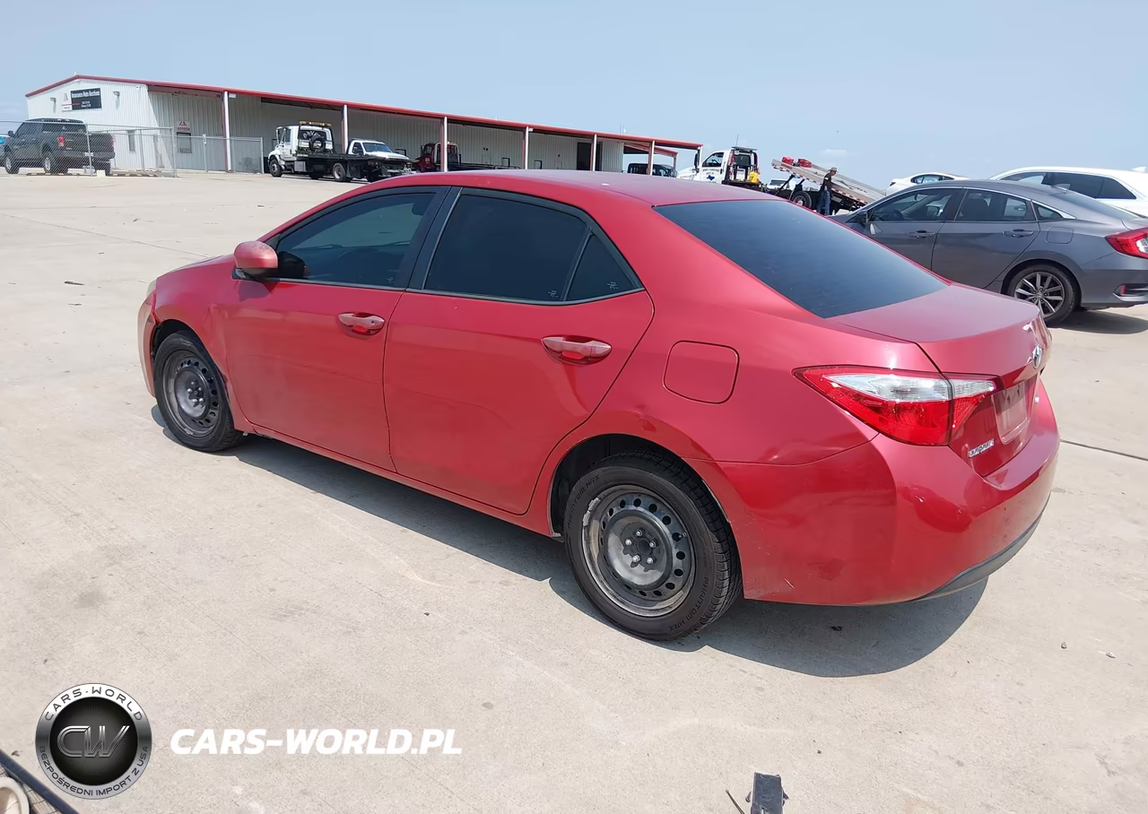 2015 Toyota Corolla Le VIN:5YFBURHE1FP298820 - 3