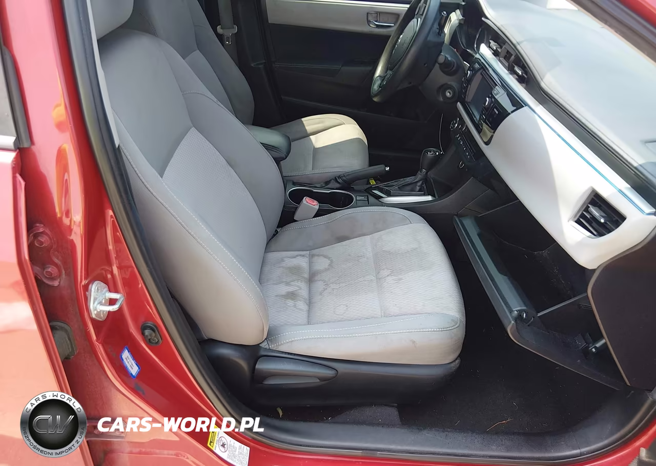 2015 Toyota Corolla Le VIN:5YFBURHE1FP298820 - 5