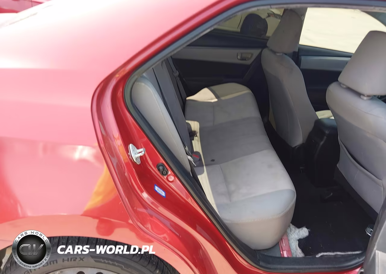 2015 Toyota Corolla Le VIN:5YFBURHE1FP298820 - 8