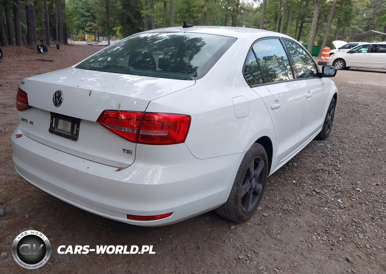 2015 Volkswagen Jetta 1.8T Se VIN:3VWD17AJ5FM336048 - 4