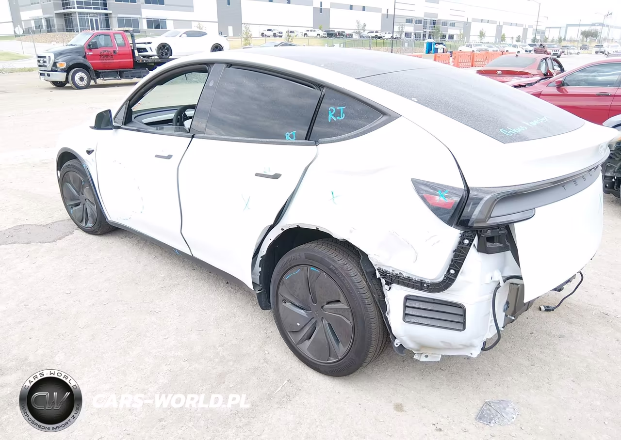 2026 Tesla Model Y All-Wheel Drive-Long Range Launch Series-Premium All-Wheel Drive VIN:7SAYGAEE4TF624711 - 3
