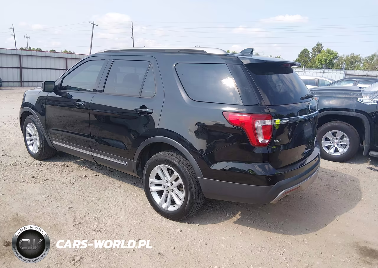 2017 Ford Explorer Xlt VIN:1FM5K7DH2HGA42550 - 3