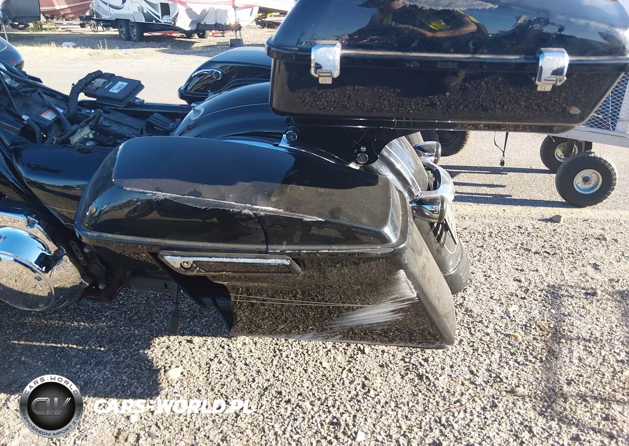 2015 Harley-Davidson Flhxs Street Glide Special VIN:1HD1KRM18FB636196 - 16