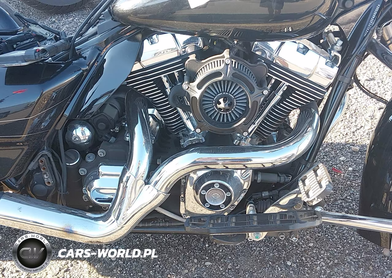 2015 Harley-Davidson Flhxs Street Glide Special VIN:1HD1KRM18FB636196 - 8