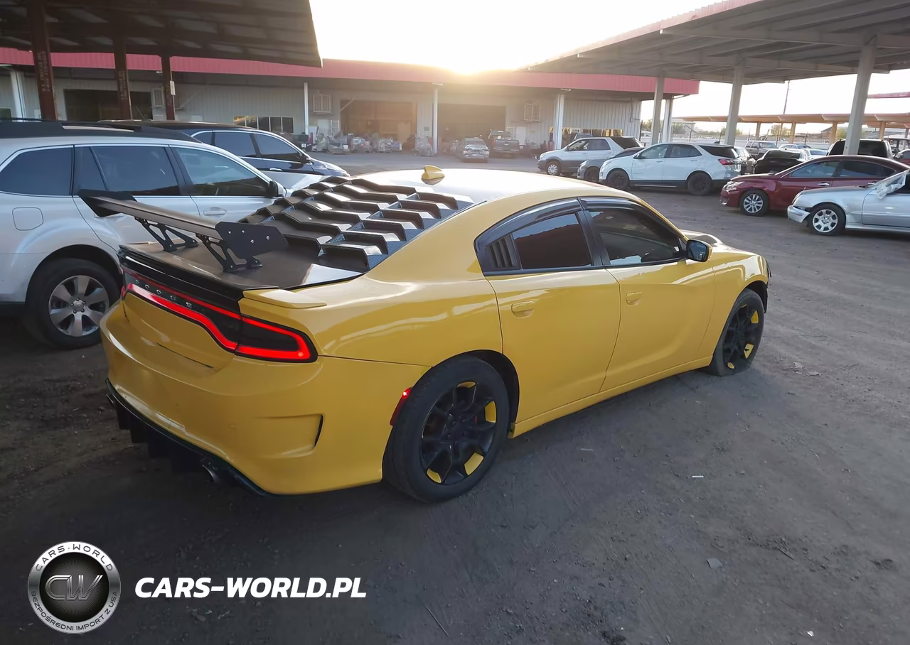 2017 Dodge Charger Sxt Awd VIN:2C3CDXJG5HH584462 - 4