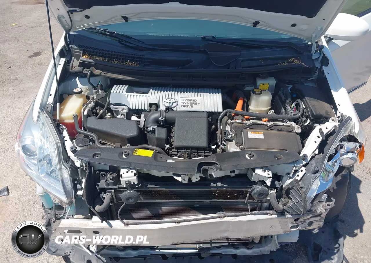 2013 Toyota Prius Three Se VIN:JTDKN3DU6D5590951 - 10