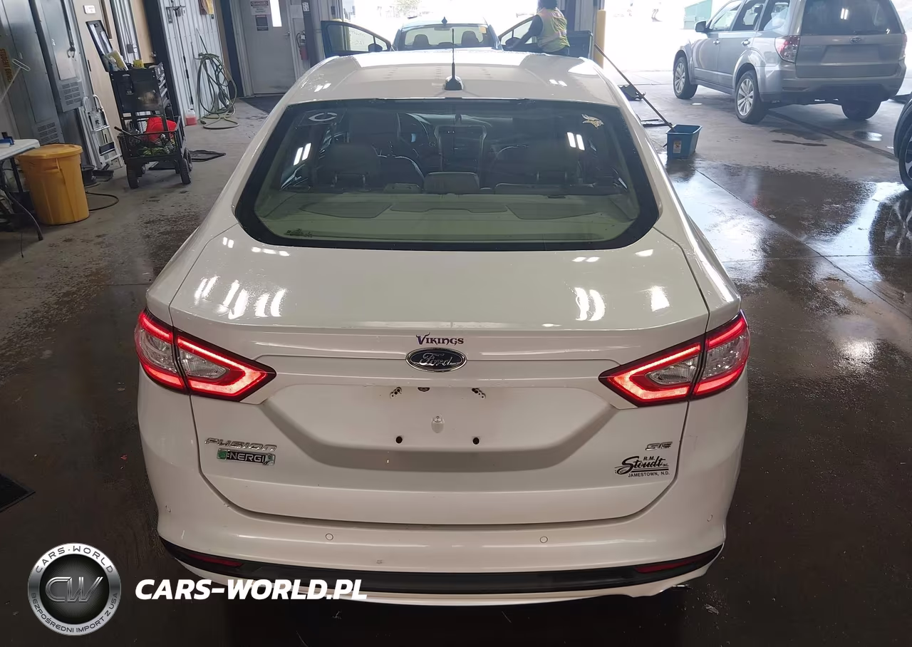 2016 Ford Fusion Energi Se Luxury VIN:3FA6P0PU8GR138772 - 16