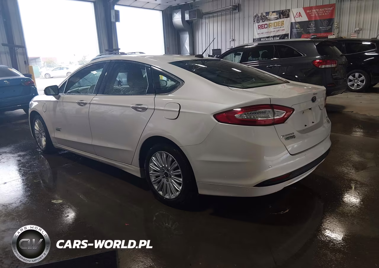 2016 Ford Fusion Energi Se Luxury VIN:3FA6P0PU8GR138772 - 3