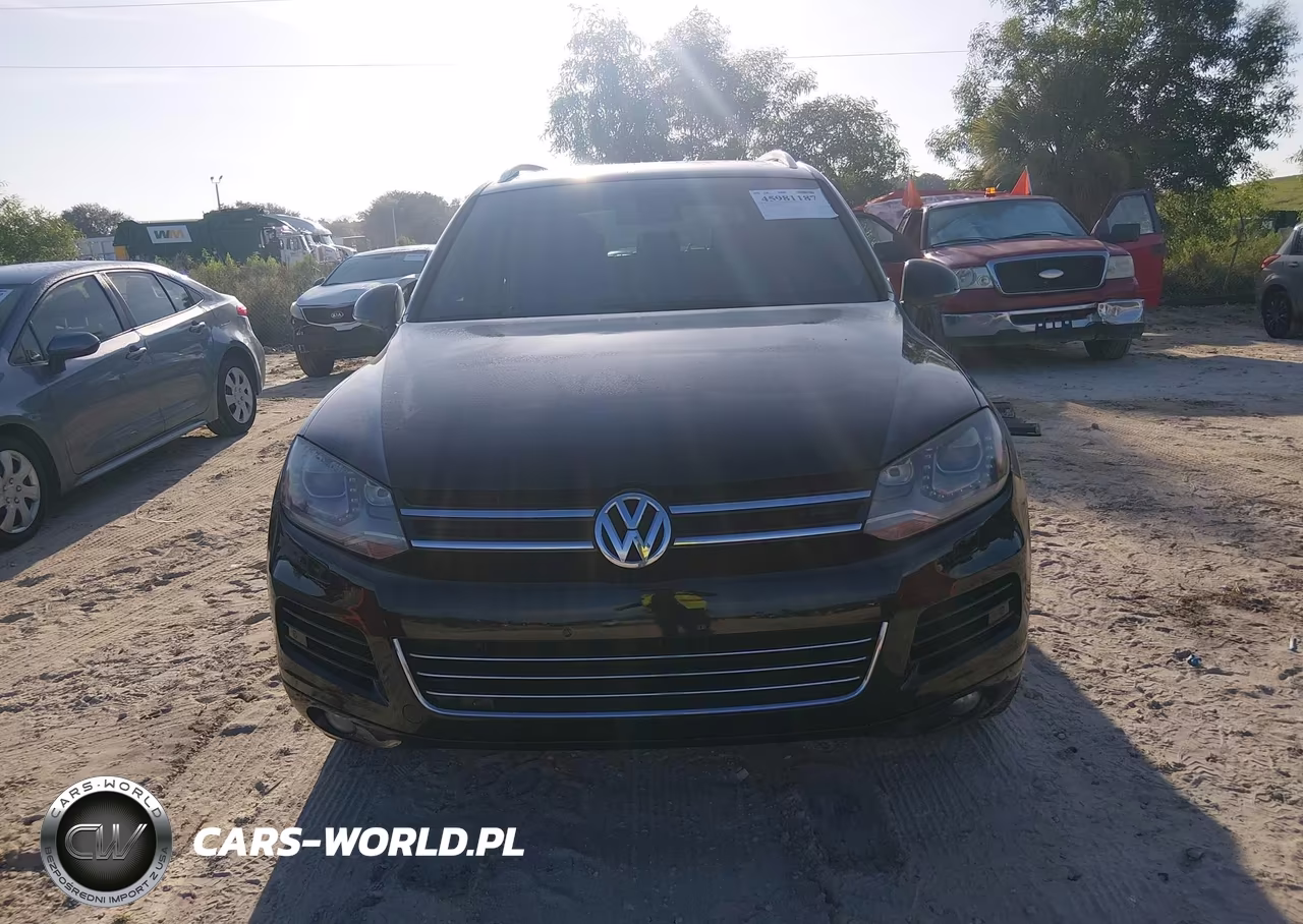 2012 Volkswagen Touareg Tdi Lux VIN:WVGFK9BP2CD002621 - 12
