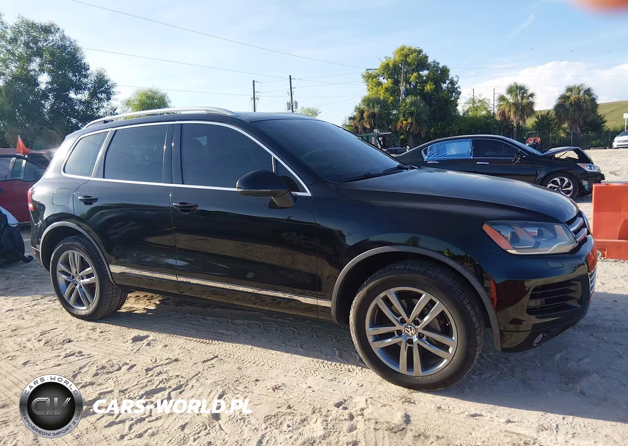 2012 Volkswagen Touareg Tdi Lux VIN:WVGFK9BP2CD002621 - 13