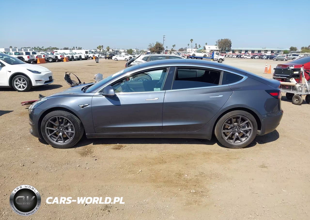 2018 Tesla Model 3 Long Range-Mid Range VIN:5YJ3E1EA8JF043414 - 14