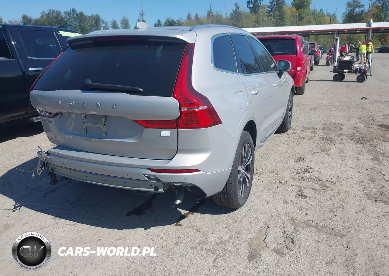 2023 Volvo Xc60 Recharge Plug-In Hybrid T8 Core Bright Theme VIN:YV4H60DK7P1333164 - 4