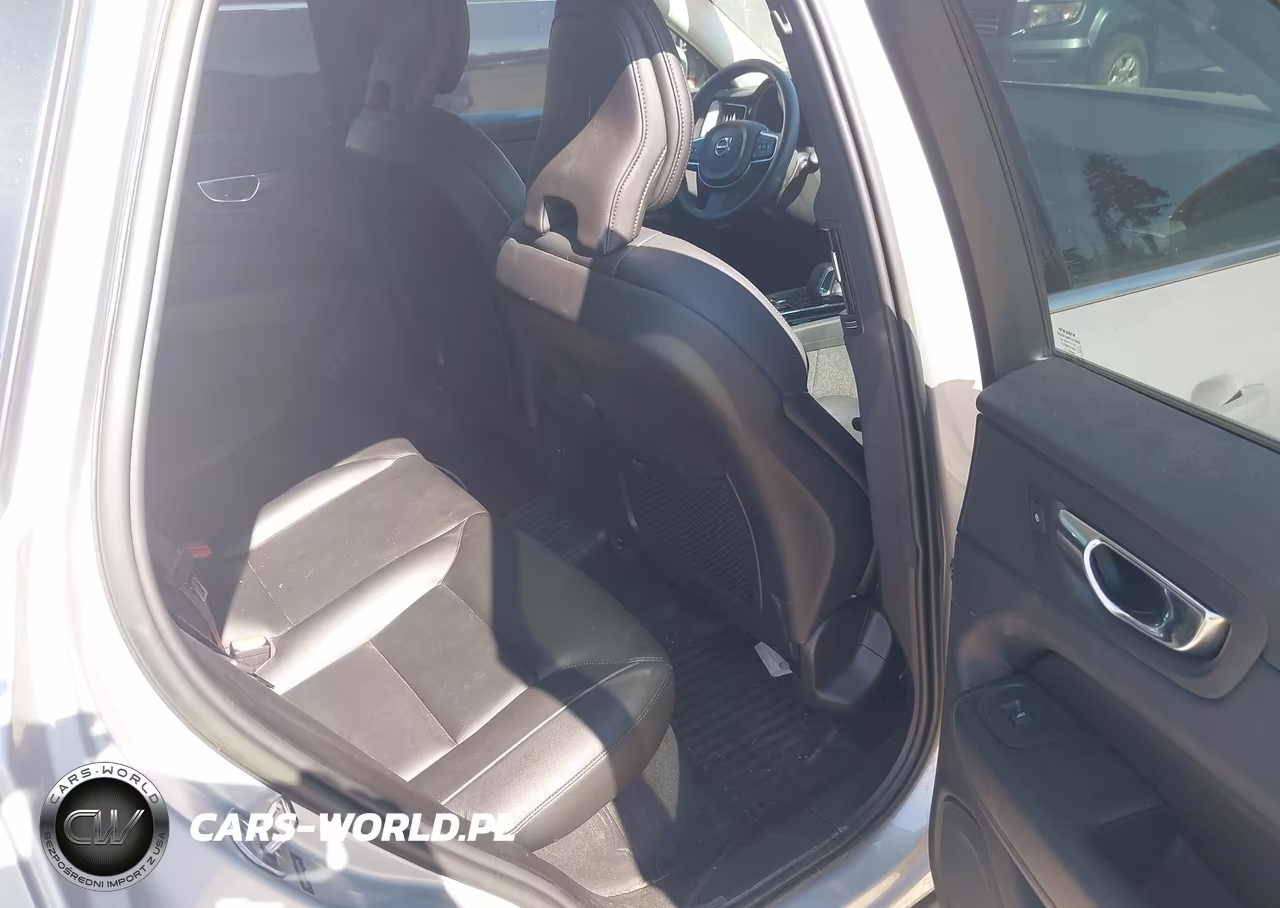 2023 Volvo Xc60 Recharge Plug-In Hybrid T8 Core Bright Theme VIN:YV4H60DK7P1333164 - 8
