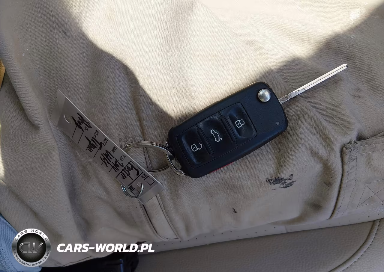 2014 Volkswagen Tiguan Sel VIN:WVGBV3AX1EW556020 - 11