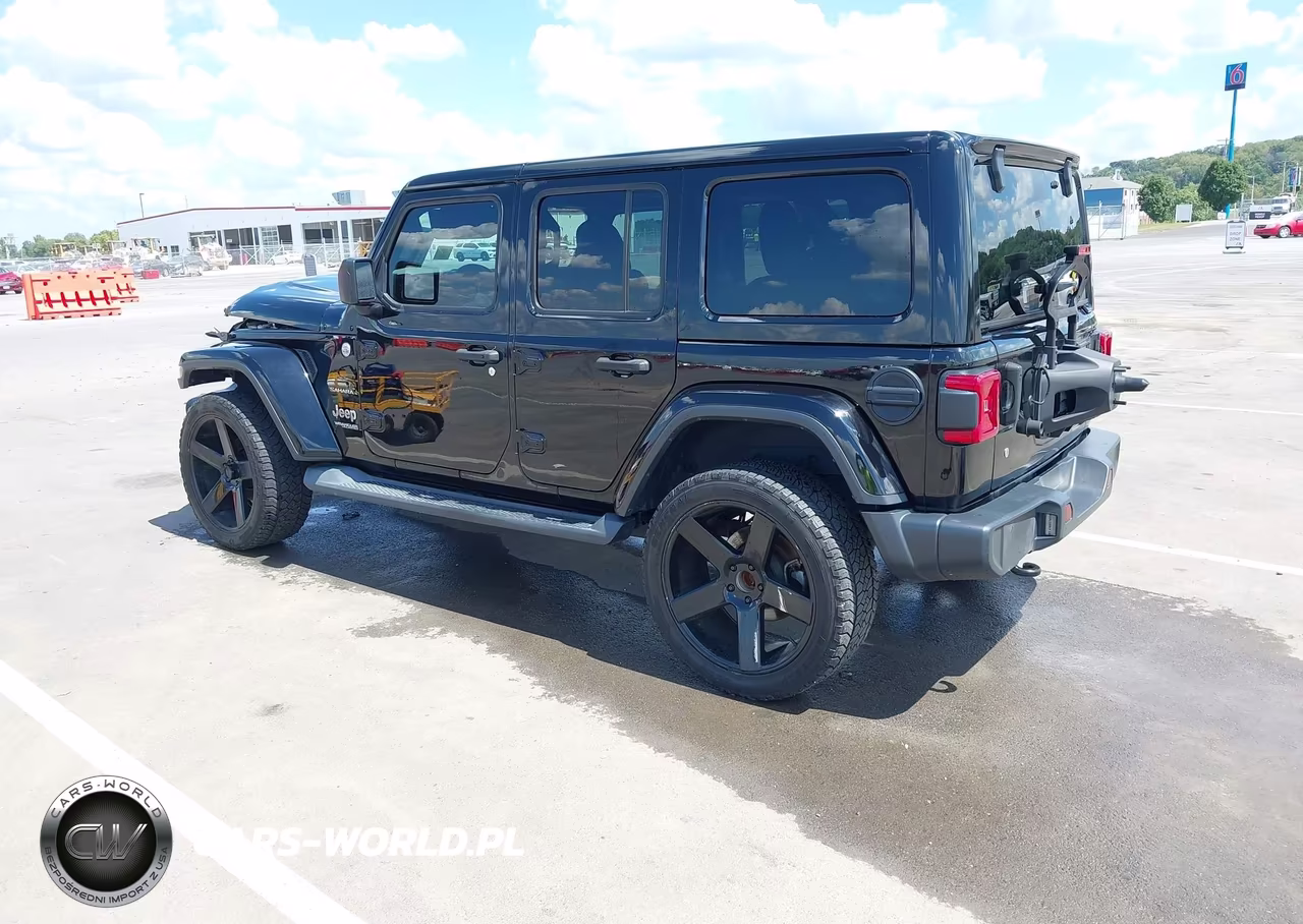2019 Jeep Wrangler Unlimited Sahara VIN:1C4HJXEG9KW633627 - 3