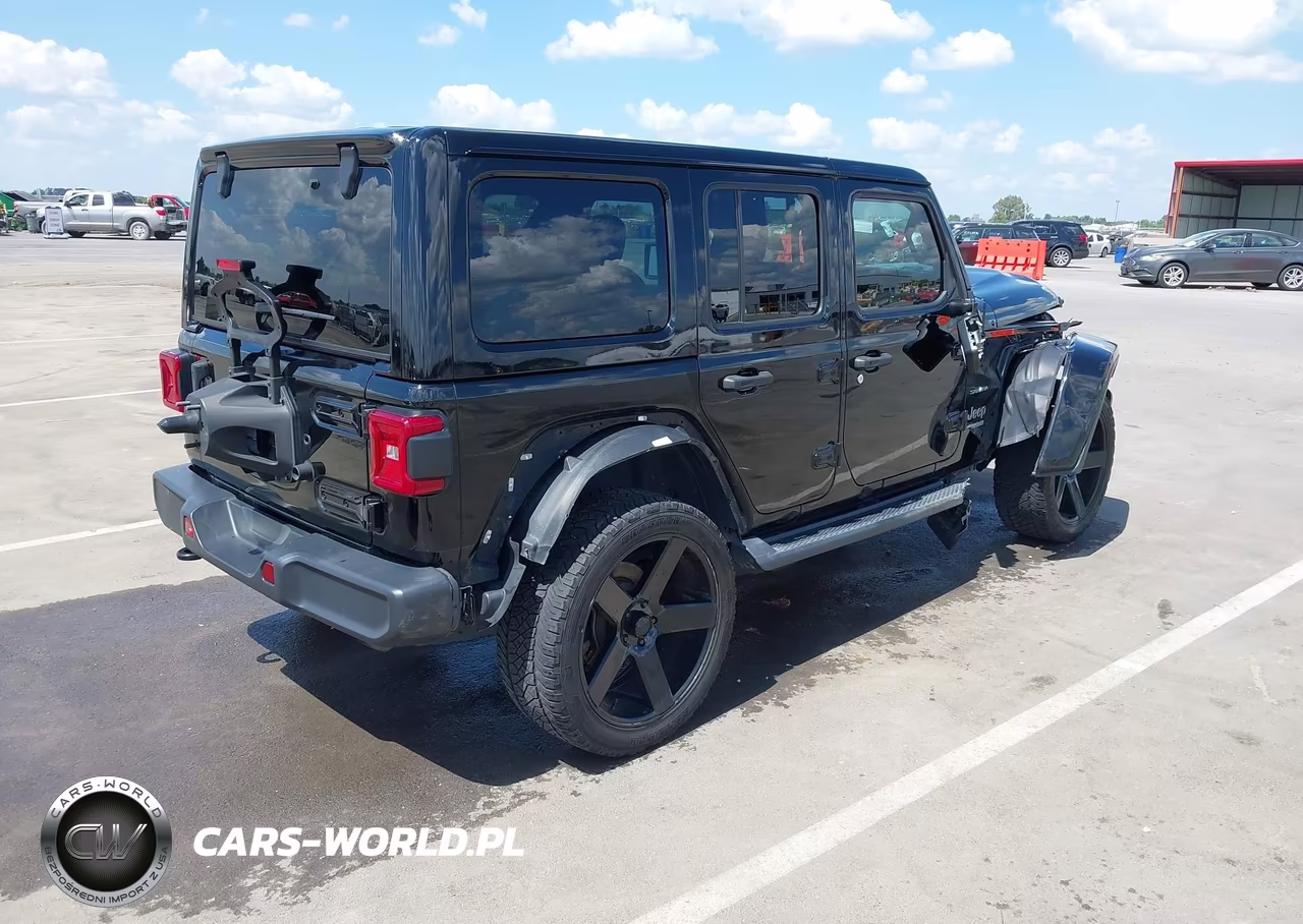 2019 Jeep Wrangler Unlimited Sahara VIN:1C4HJXEG9KW633627 - 4