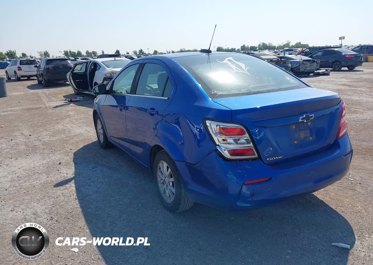 2019 Chevrolet Sonic Lt Auto VIN:1G1JD5SB6K4105019 - 3