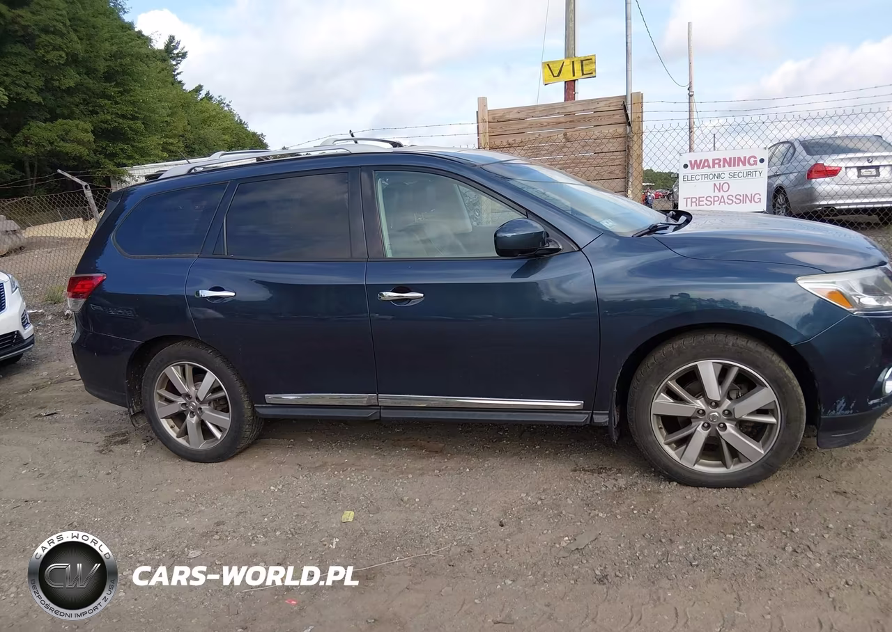2016 Nissan Pathfinder Platinum VIN:5N1AR2MM2GC618458 - 13
