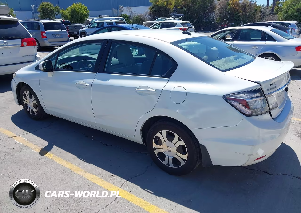 2013 Honda Civic Hybrid VIN:19XFB4F25DE203404 - 3