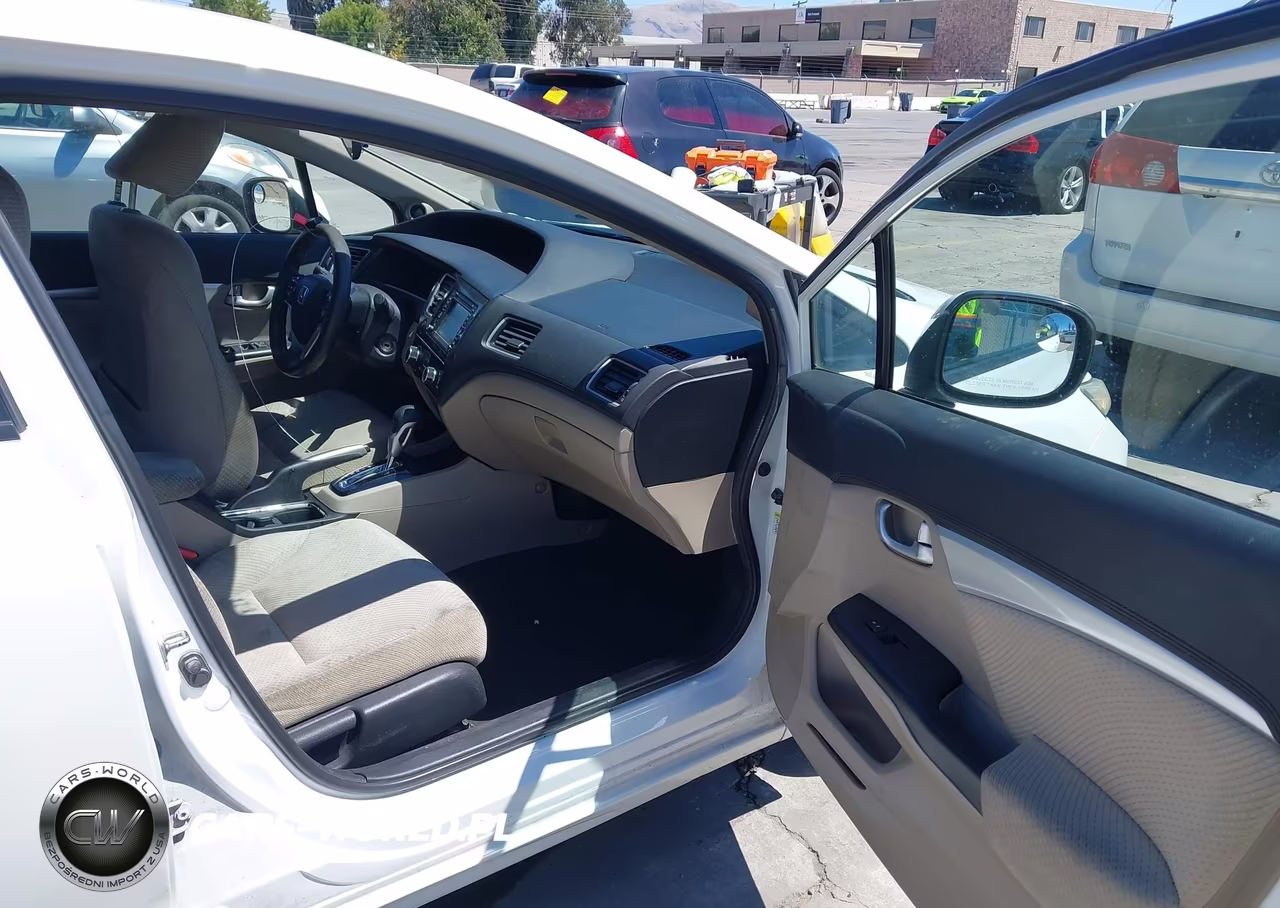 2013 Honda Civic Hybrid VIN:19XFB4F25DE203404 - 5