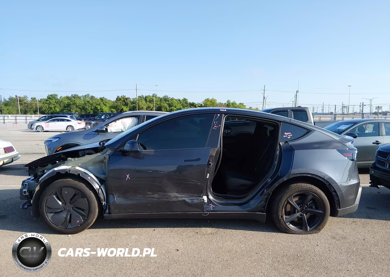 2026 Tesla Model Y Premium Rear-Wheel Drive-Rear-Wheel Drive VIN:7SAYGDED5TA463355 - 15