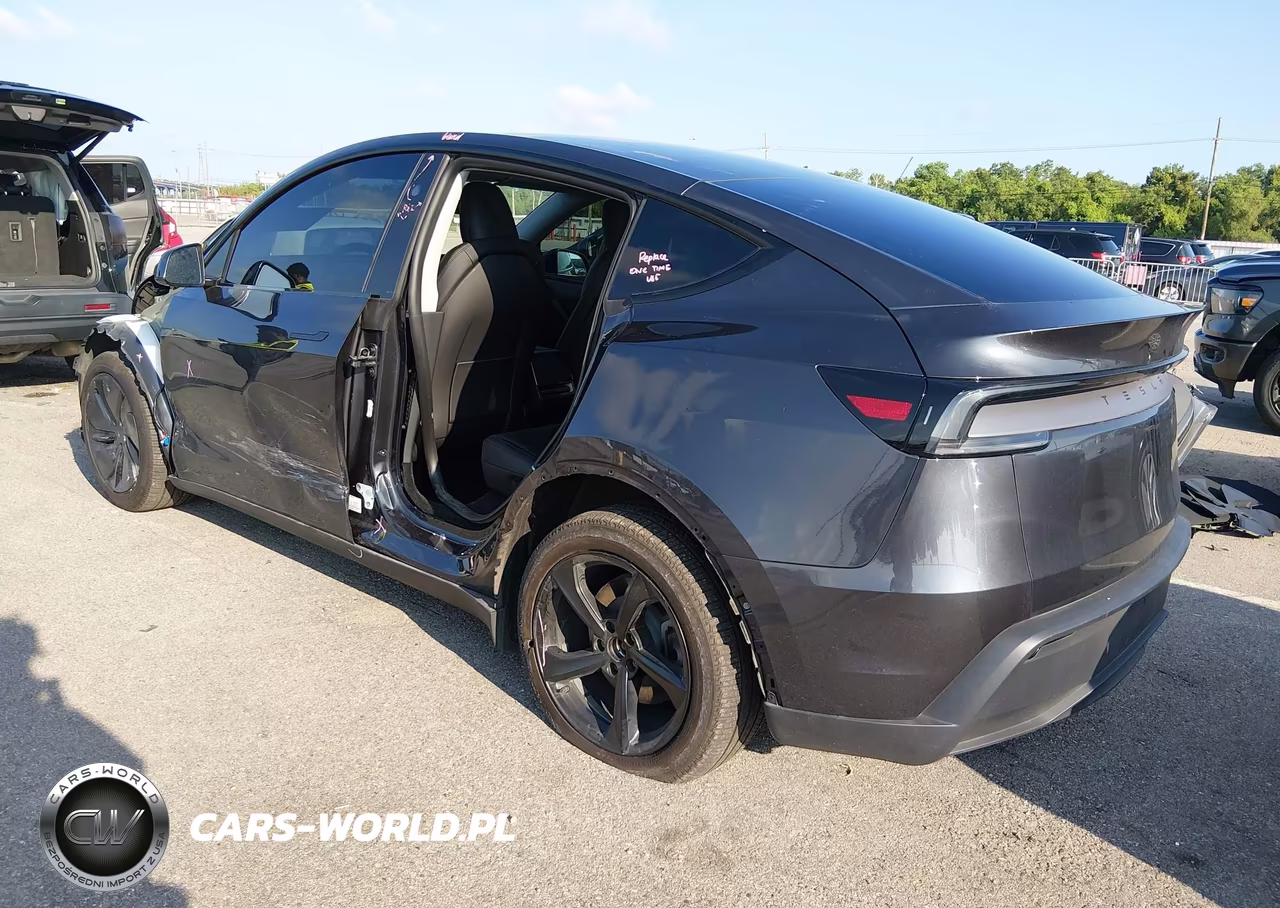 2026 Tesla Model Y Premium Rear-Wheel Drive-Rear-Wheel Drive VIN:7SAYGDED5TA463355 - 3