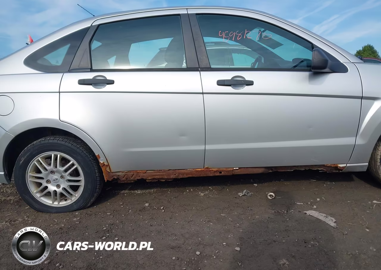 2011 Ford Focus Se VIN:1FAHP3FN1BW121435 - 6