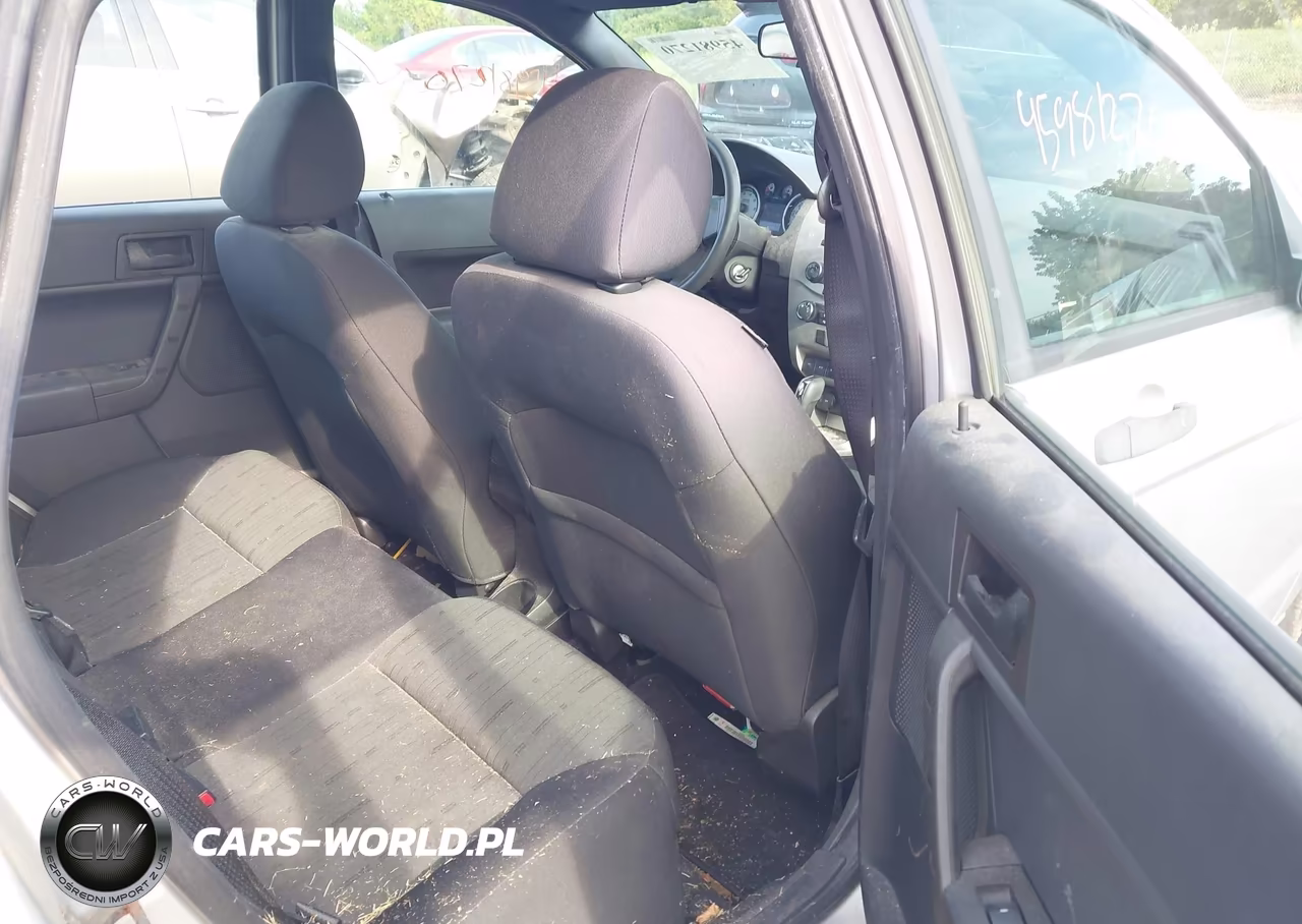 2011 Ford Focus Se VIN:1FAHP3FN1BW121435 - 8