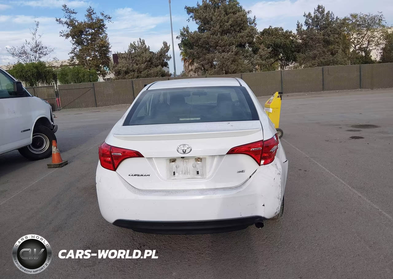2018 Toyota Corolla Se VIN:5YFBURHE4JP771506 - 17