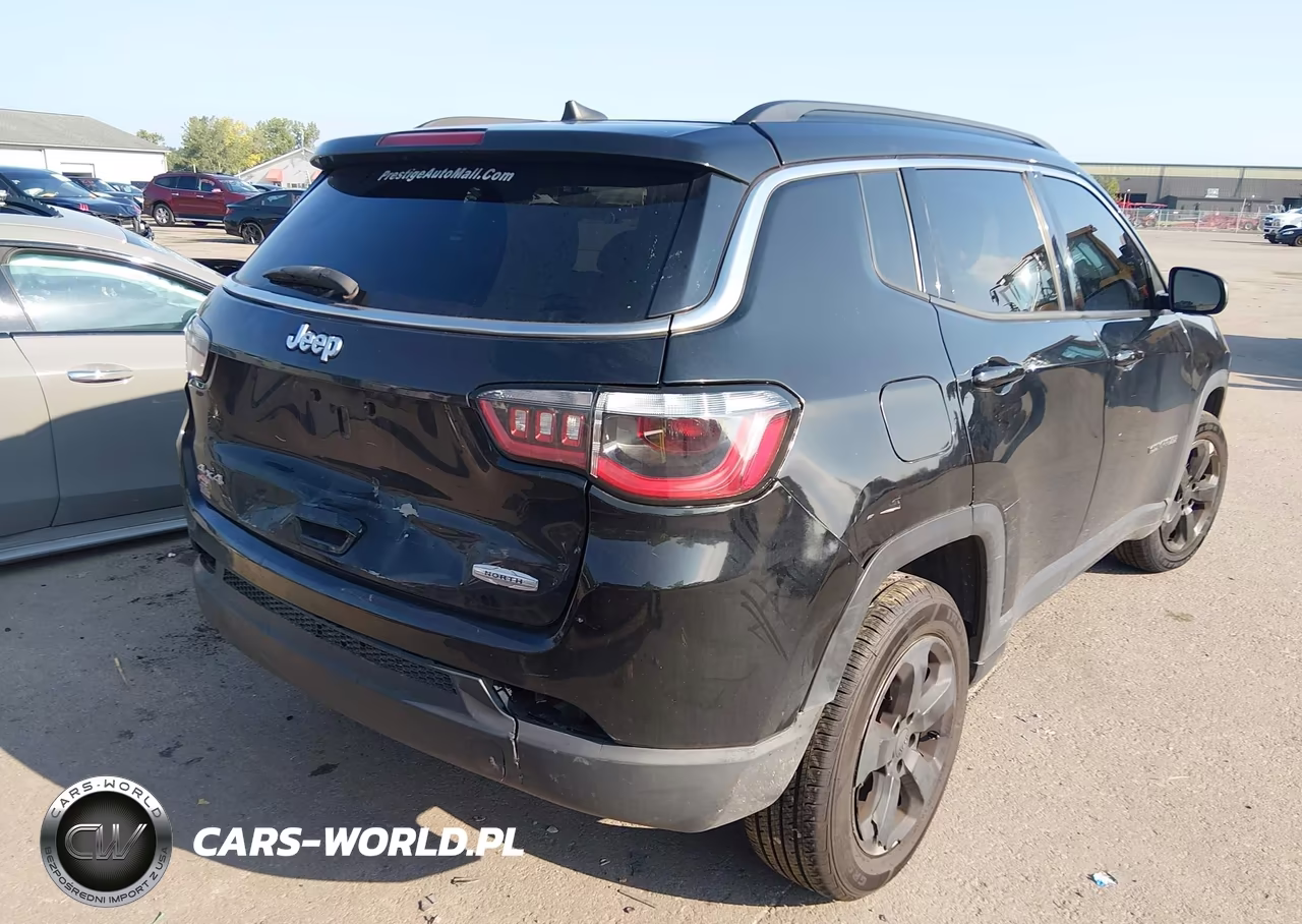 2018 Jeep Compass North VIN:3C4NJDBB7JT128104 - 4