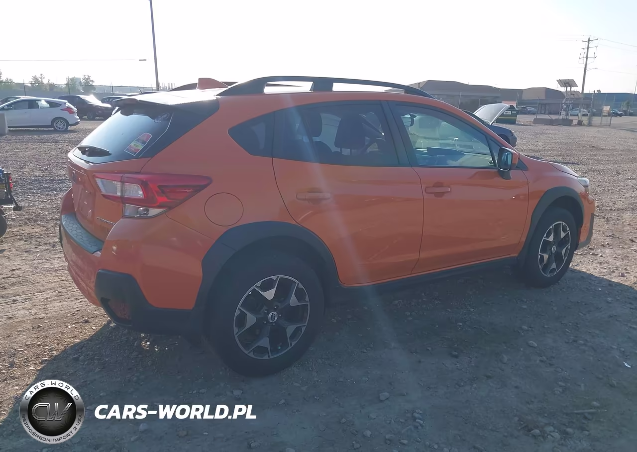 2018 Subaru Crosstrek 2.0I Premium VIN:JF2GTACCXJH305933 - 4