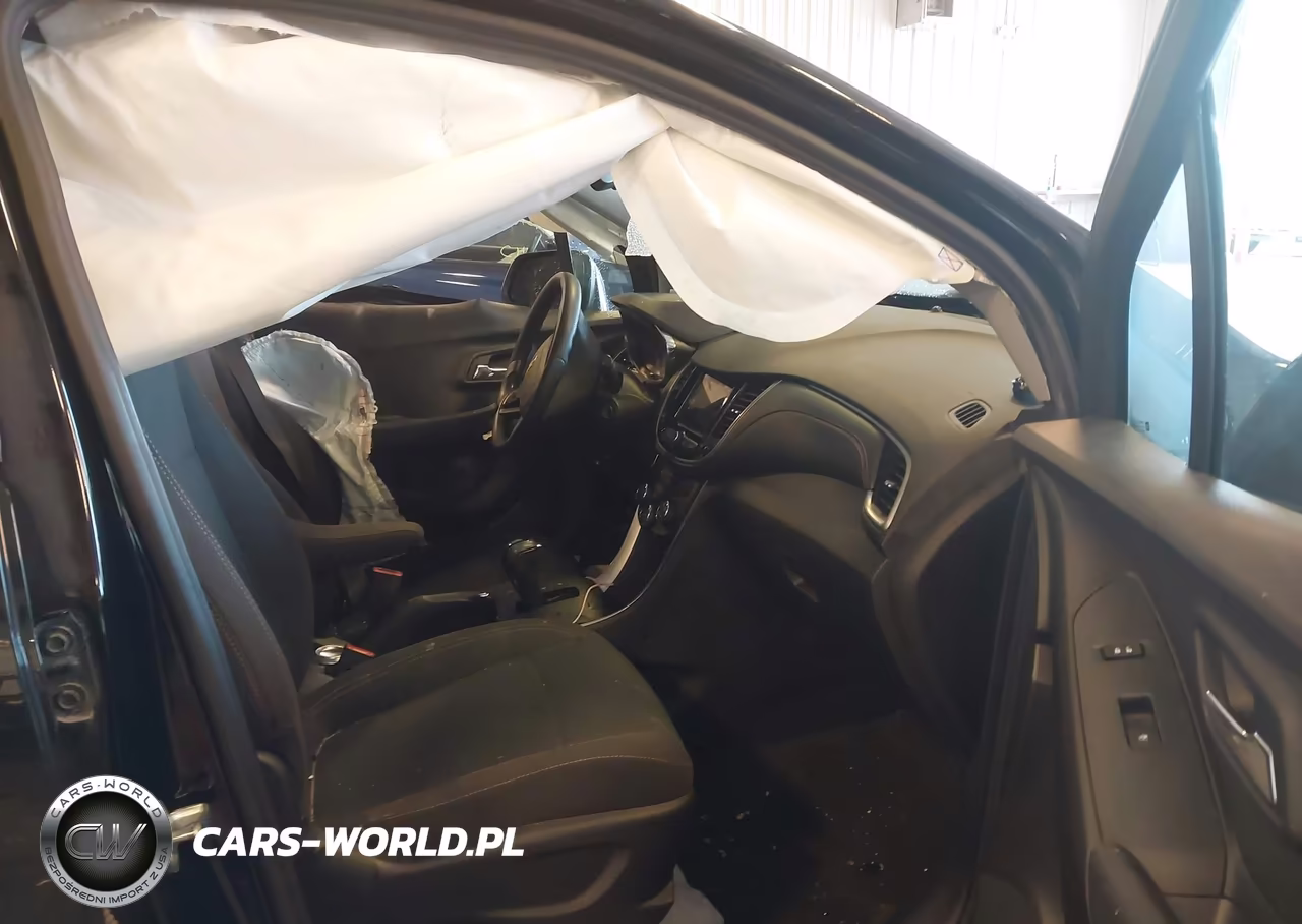 2019 Chevrolet Trax Ls VIN:3GNCJKSB1KL355597 - 5