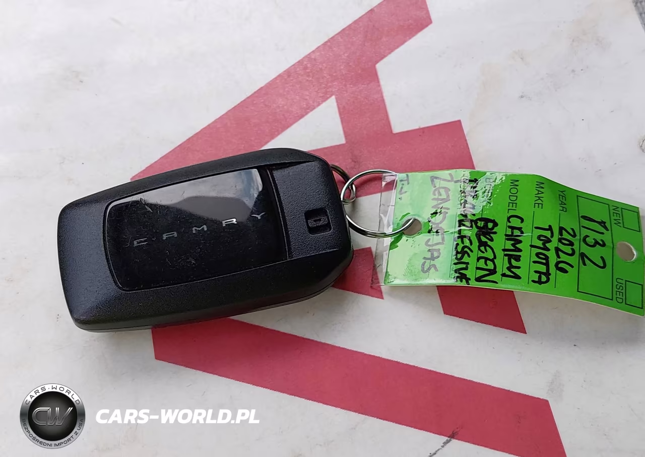 2026 Toyota Camry Se VIN:4T1DAACK8TU751213 - 11