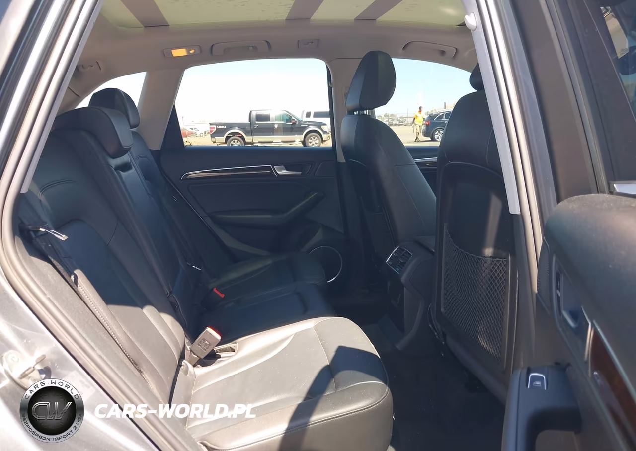 2017 Audi Q5 2.0T Premium VIN:WA1L2AFP5HA030001 - 8