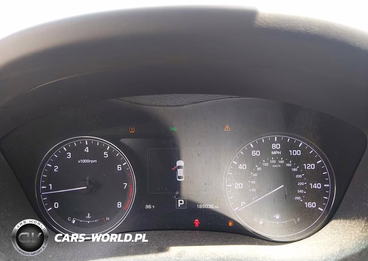 2015 Hyundai Genesis 5.0 VIN:KMHGN4JF6FU072764 - 7