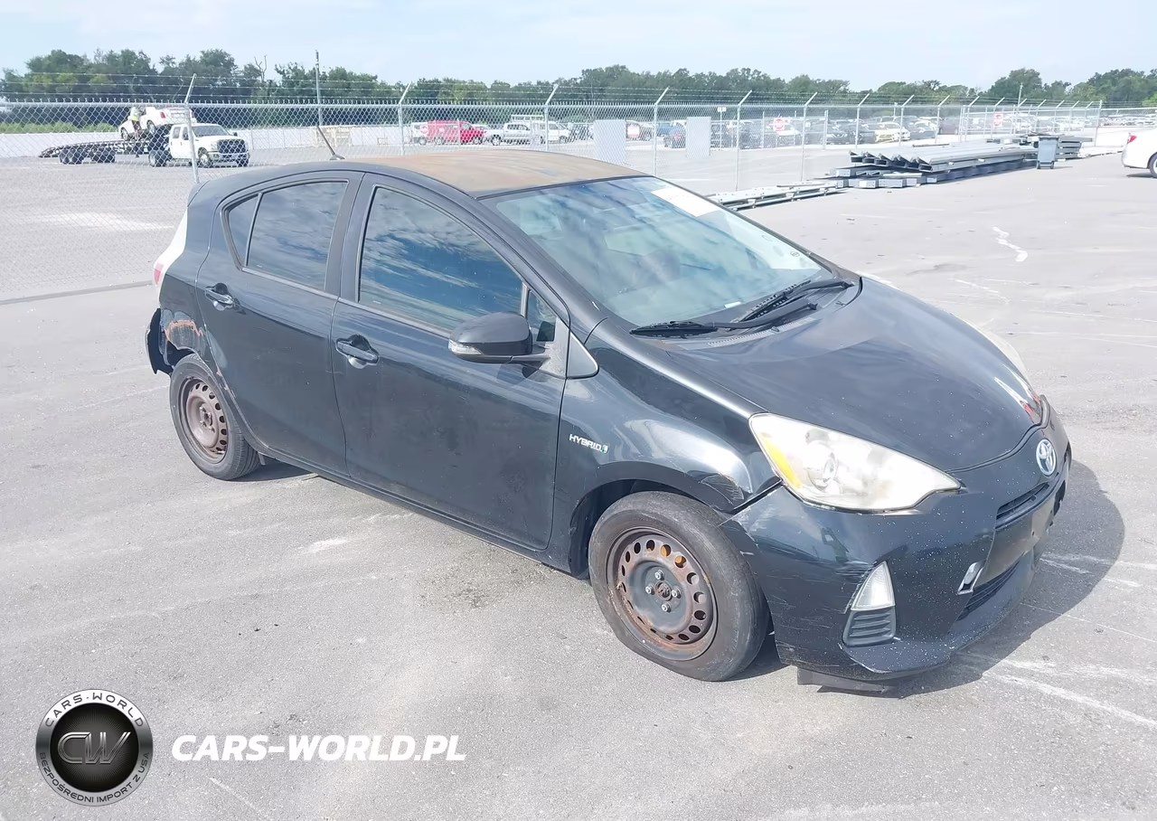 2013 Toyota Prius C One – zdjęcie 1 z 20