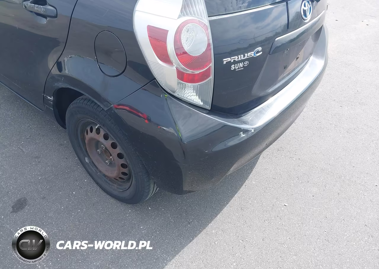 2013 Toyota Prius C One VIN:JTDKDTB33D1536396 - 19