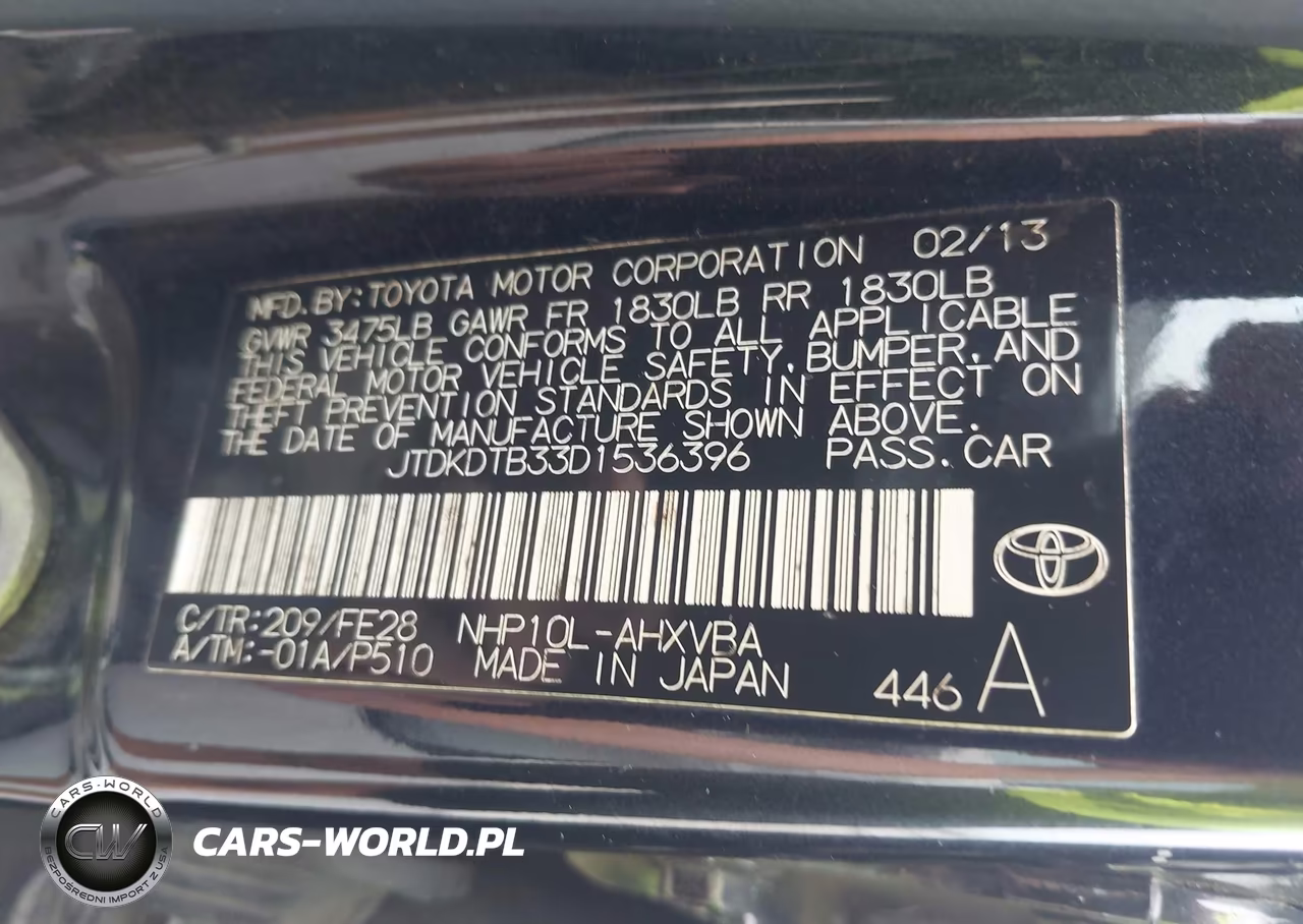 2013 Toyota Prius C One VIN:JTDKDTB33D1536396 - 9