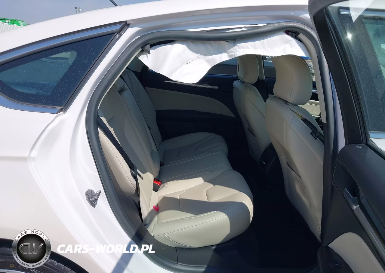 2018 Ford Fusion Titanium VIN:3FA6P0K93JR256710 - 8