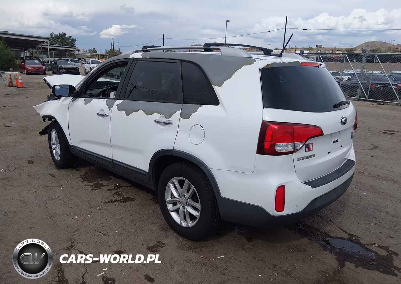 2014 Kia Sorento Lx VIN:5XYKT3A65EG503187 - 3