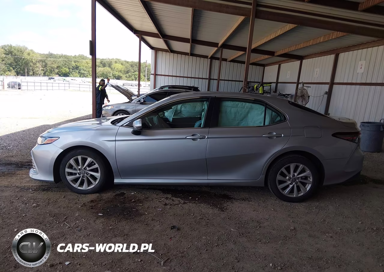 2023 Toyota Camry Le VIN:4T1C11AKXPU768597 - 14