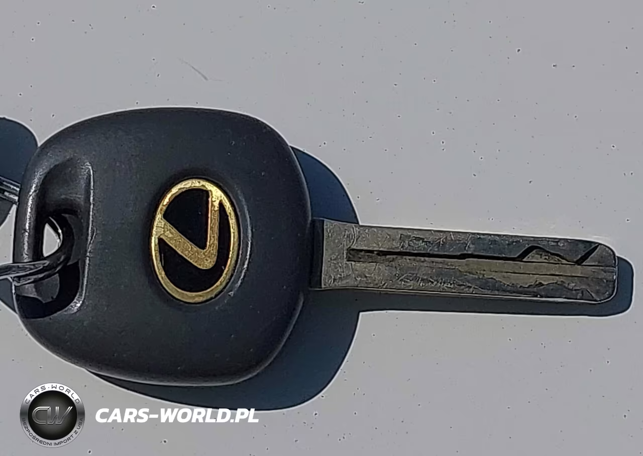 2003 Lexus Es 300 VIN:JTHBF30G636018010 - 11