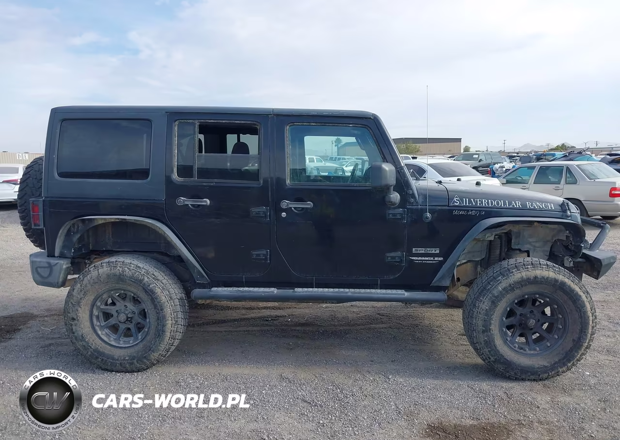 2012 Jeep Wrangler Unlimited Sport VIN:1C4BJWDG6CL164064 - 13