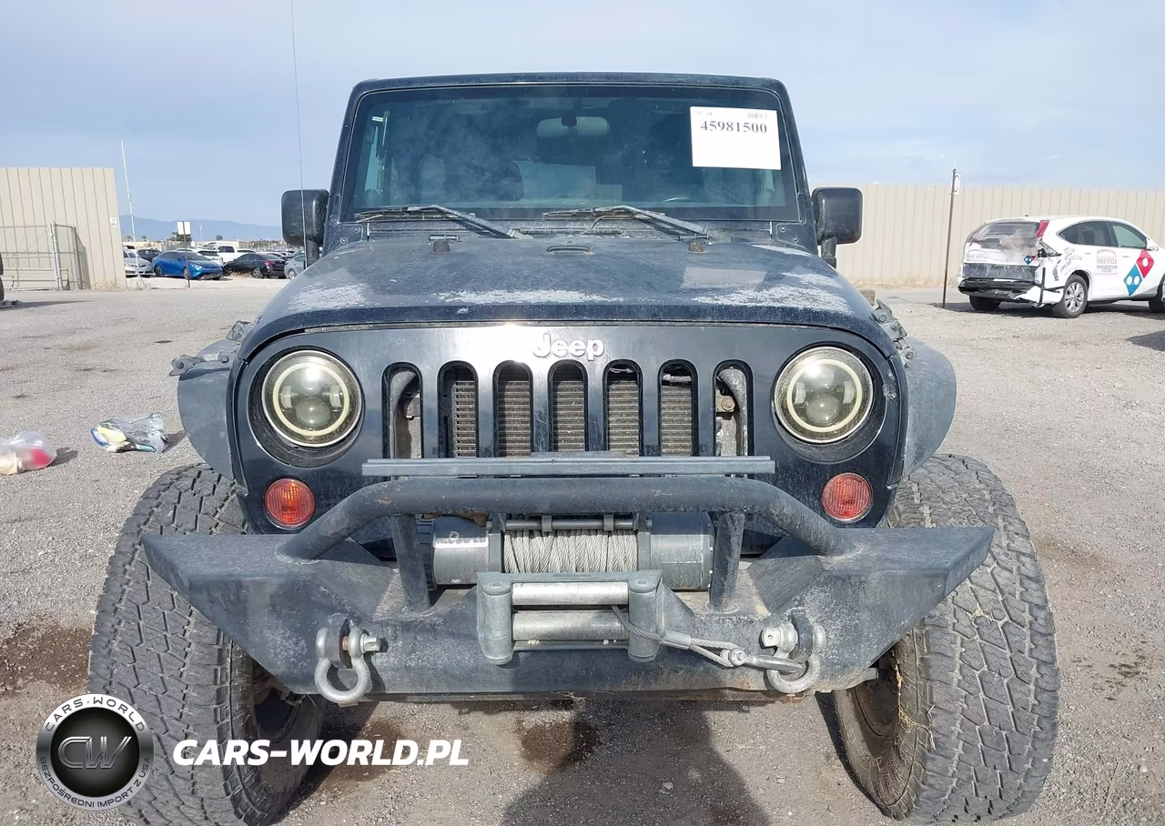 2012 Jeep Wrangler Unlimited Sport VIN:1C4BJWDG6CL164064 - 6