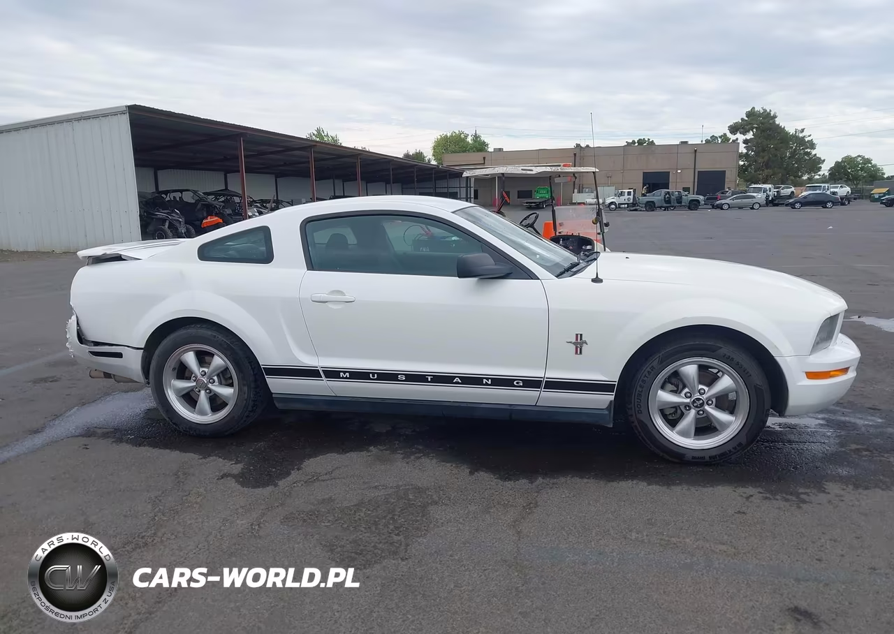 2007 Ford Mustang VIN:1ZVFT80N675363683 - 13